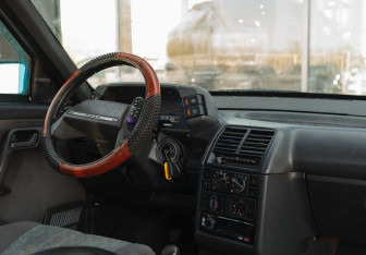 Подержанный автомобиль LADA (ВАЗ) 2111 2003 года (10 фото)