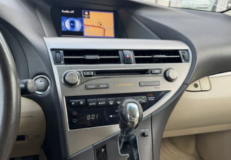 Подержанный автомобиль Lexus RX 2012 года (16 фото)