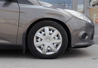 Подержанный автомобиль Ford Focus Wagon 2012 года (9 фото)