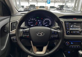 Подержанный автомобиль Hyundai Creta 2020 года (10 фото)