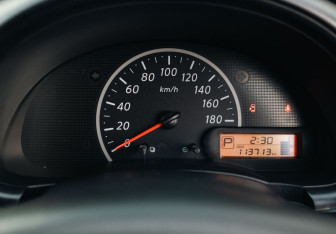 Подержанный автомобиль Nissan March Hatchback 2018 года (12 фото)