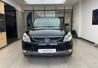 Подержанный автомобиль Hyundai ix55 2012 года (3 фото)