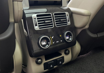 Подержанный автомобиль Land Rover Range Rover 2018 года (18 фото)