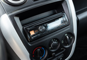 Подержанный автомобиль LADA (ВАЗ) Granta Sedan 2012 года (13 фото)