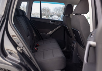 Подержанный автомобиль Volkswagen Tiguan 2009 года (18 фото)