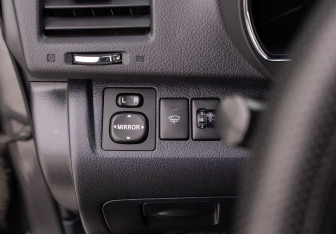 Подержанный автомобиль Toyota Highlander 2013 года (18 фото)