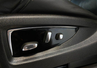 Подержанный автомобиль Cadillac Escalade Suv 2015 года (14 фото)