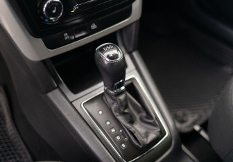 Подержанный автомобиль Skoda Yeti 2013 года (14 фото)