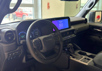 Новый Toyota Land Cruiser Prado 2026 (21 фото)