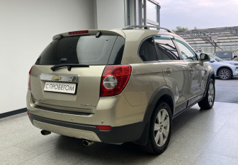 Подержанный автомобиль Chevrolet Captiva 2008 года (4 фото)