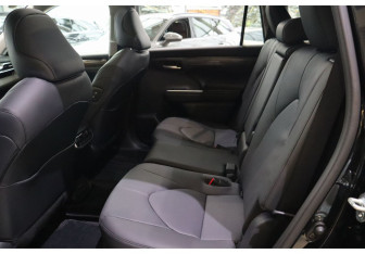 Новый Toyota Highlander 2026 (10 фото)