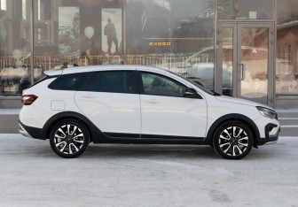 Подержанный автомобиль LADA (ВАЗ) Vesta Wagon 2024 года (4 фото)