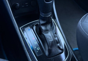 Подержанный автомобиль Hyundai Solaris Sedan 2014 года (14 фото)