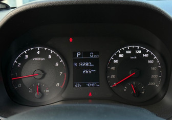 Подержанный автомобиль Hyundai Solaris Sedan 2021 года (18 фото)