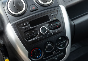 Подержанный автомобиль LADA (ВАЗ) Granta Sedan 2017 года (13 фото)