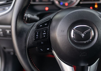 Подержанный автомобиль Mazda 3 Sedan 2014 года (12 фото)