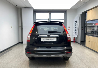 Подержанный автомобиль Honda CR-V 2008 года (6 фото)