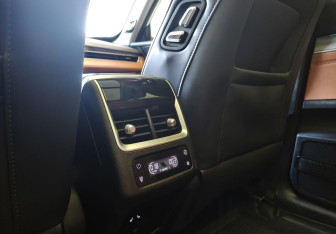 Подержанный автомобиль Chery Tiggo 8 Pro Max 2022 года (14 фото)
