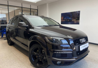 Подержанный автомобиль Audi Q7 2010 года (4 фото)