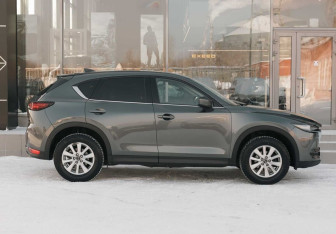 Подержанный автомобиль Mazda CX-5 2021 года (4 фото)