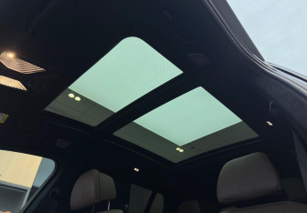 Подержанный автомобиль BMW X7 2019 года (26 фото)