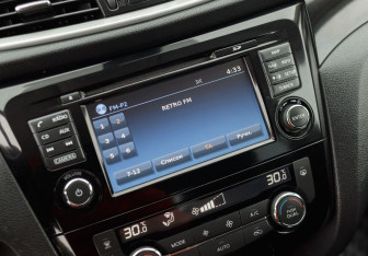 Подержанный автомобиль Nissan Qashqai 2017 года (13 фото)