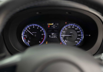 Подержанный автомобиль Subaru Levorg 2014 года (12 фото)