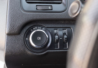 Подержанный автомобиль Opel Insignia Liftback 2014 года (16 фото)