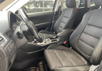 Подержанный автомобиль Mazda CX-5 2015 года (10 фото)