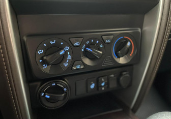 Подержанный автомобиль Toyota Fortuner 2019 года (17 фото)