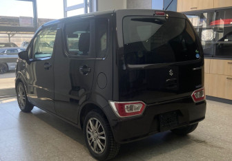 Подержанный автомобиль Suzuki Wagon R+ 2018 года (7 фото)