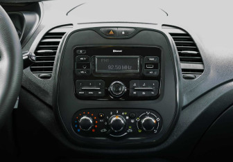 Подержанный автомобиль Renault Kaptur 2017 года (13 фото)