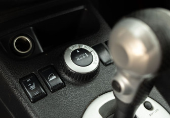 Подержанный автомобиль Nissan X-Trail 2013 года (15 фото)