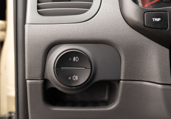 Подержанный автомобиль Kia Rio Sedan 2011 года (17 фото)