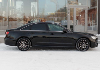 Подержанный автомобиль Audi A6 Sedan 2015 года (4 фото)
