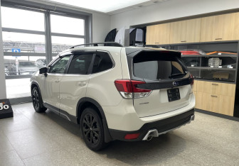 Подержанный автомобиль Subaru Forester Suv 2021 года (6 фото)