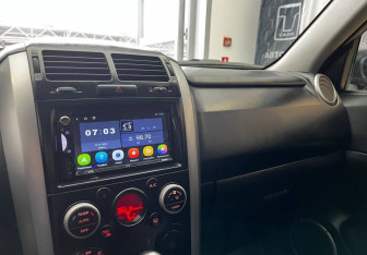 Подержанный автомобиль Suzuki Grand Vitara 2008 года (8 фото)