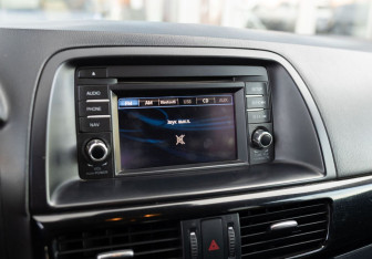 Подержанный автомобиль Mazda CX-5 2013 года (14 фото)