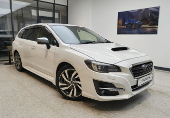 Подержанный автомобиль Subaru Levorg 2017 года (4 фото)