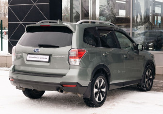 Подержанный автомобиль Subaru Forester Suv 2016 года (5 фото)
