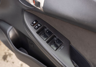 Подержанный автомобиль Toyota Corolla Wagon 2007 года (16 фото)