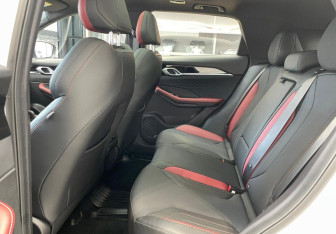 Подержанный автомобиль Geely Coolray 2024 года (12 фото)