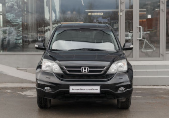 Подержанный автомобиль Honda CR-V 2012 года (2 фото)