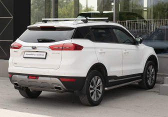 Подержанный автомобиль Geely Atlas 2020 года (5 фото)