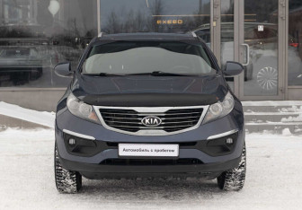 Подержанный автомобиль Kia Sportage 2014 года (2 фото)