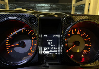 Подержанный автомобиль Suzuki Jimny 2020 года (14 фото)