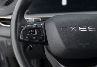Подержанный автомобиль Exeed LX 2022 года (12 фото)