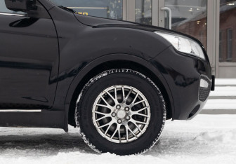 Подержанный автомобиль Lifan X60 2016 года (9 фото)