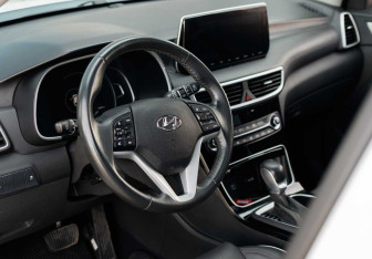 Подержанный автомобиль Hyundai Tucson 2020 года (11 фото)