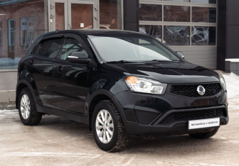 Подержанный автомобиль SsangYong Actyon 2014 года (3 фото)
